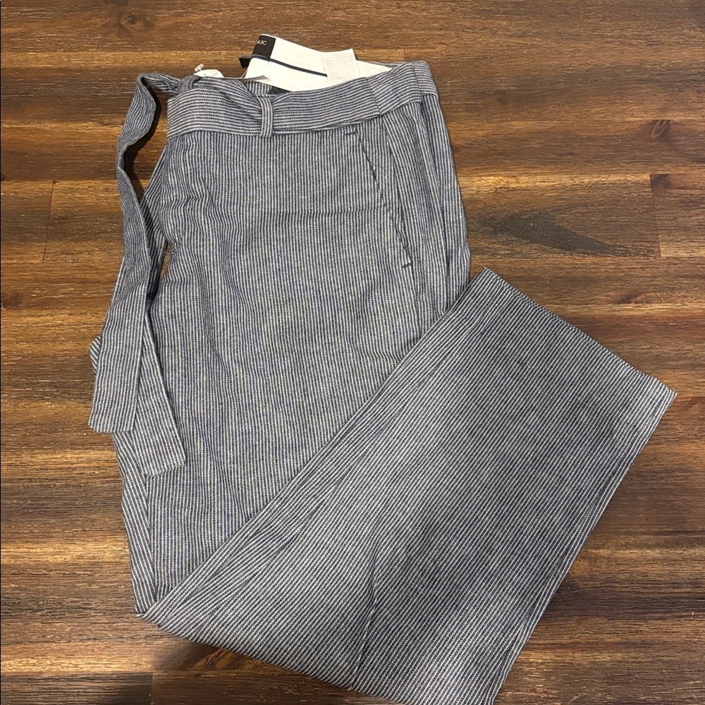 Banana Republic Blue and White Patterned Trousers